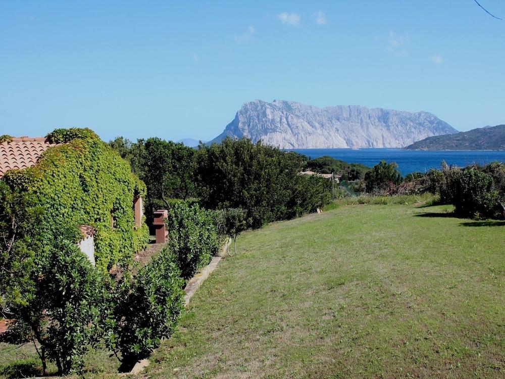 Residence Baia Salinedda Capo Coda Cavallo Exterior photo