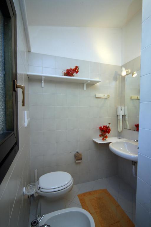 Residence Baia Salinedda Capo Coda Cavallo Room photo